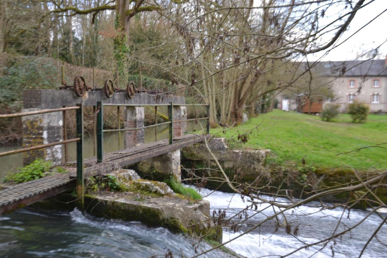 Le Moulin Et L'Olivier Three Bedroom Suite Chambon-sur-Cisse 외부 사진