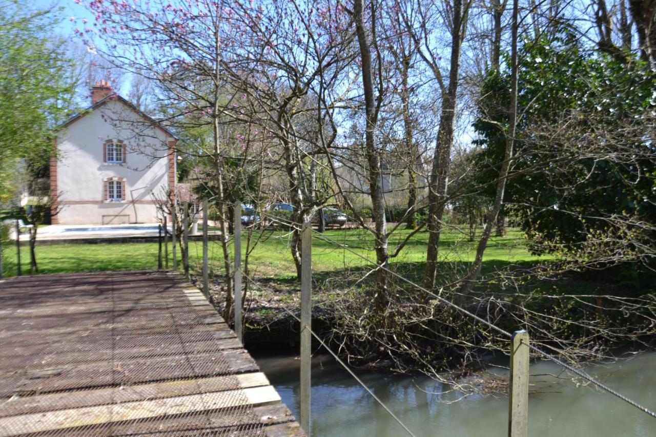 Le Moulin Et L'Olivier Three Bedroom Suite Chambon-sur-Cisse 외부 사진