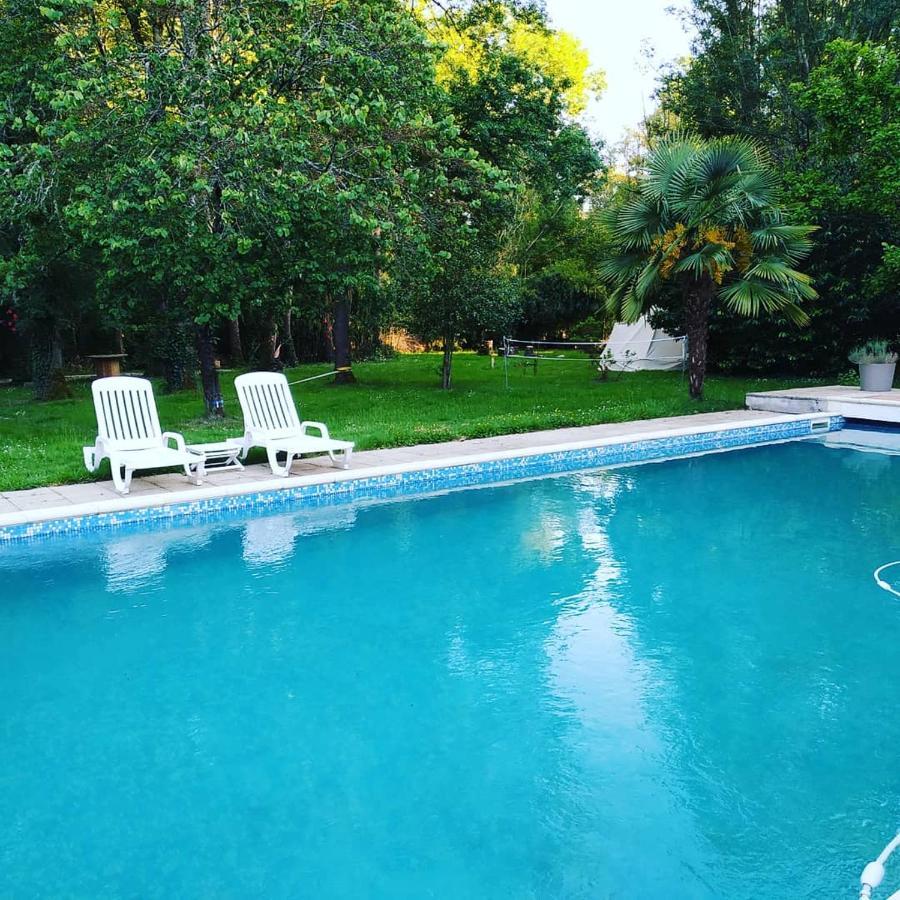 Le Moulin Et L'Olivier Three Bedroom Suite Chambon-sur-Cisse 외부 사진